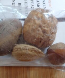 Magic Nutcracker Tool Works in Seconds. No Mess. Works on Walnuts, Almonds, Pecans, Hazelnuts. Great to Use As a Lemon Lime Squeezer. 45 71SV3fEHZLL