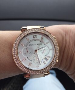 Michael Kors Parker Women's Watch, Stainless Steel and Pavé Crystal Watch for Women with Steel, Leather, or Silicone Band Rose Gold/White 25 71SmBT2F5nL