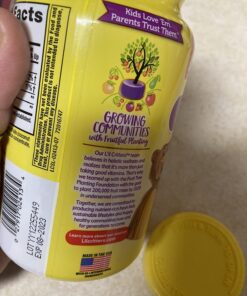 L’il Critters Fiber Daily Gummy Supplement for Kids, for Digestive Support, Berry and Lemon Flavors, 90 Gummies 90 Count (Pack of 1) 29 71T7npp156L