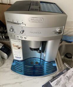 De'Longhi ESAM3300 Magnifica Super Automatic Espresso & Coffee Machine, Silver 42 71T9MuahguL