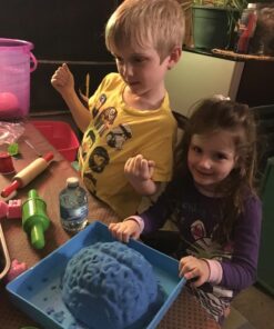 NATIONAL GEOGRAPHIC Play Sand - 6 Lbs. of Sand with Castle Molds (Blue) - A Fun Sensory Activity Blue 6 Pound 25 71TDeAVfA L