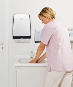 Scott Control Hand Towels Slimfold (04442) with Fast-Drying Absorbency Pockets, White, 90 Towels / Clip, 24 Packs / Case, 90 Count (Pack of 24) 29 71TKc6wjTCS