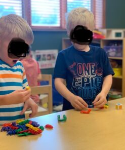 Learning Resources Take 10! Color Bug Catchers, Fine Motor Skills, for 2-4 Players, Ages 3+ Bugs 23 71TxTKEgzBL