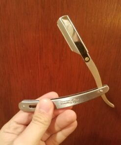 Equinox Professional Straight Edge Razor with 100 Single Derby Blades 100% Stainless Steel Razor and Blades - Close Shaving Men's Manual Shaver - Disposable Blades -Barber Straight Razor Kit - Silver Steel Razor W/ 100 Derby Blades 57 71U9WIMaSSL