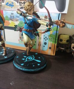 First 4 Figures The Legend of Zelda: Breath of The Wild: Link Figure, Blue Standard 42 71UE9ihhwpL