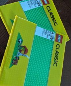 LEGO Classic Green Baseplate 2304 Supplement for Building, Playing, and Displaying Creations, 10in x 10in, Large Building Base Accessory for Kids and Adults (1 Piece) 49 71UIZq9feL