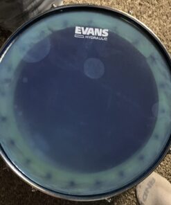 Evans Hydraulic Drum Heads - B14HB - Drum Head with Layer of Oil - Supresses Unwanted Overtones - Ideal for Rock, Metal, & Funk - Blue, 14 Inch 19 71UQ4PVNcEL