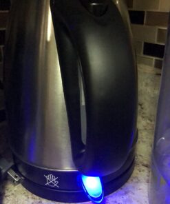 Chefman Stainless Steel Electric Kettle w/ 360° Swivel Base, Auto Shut Off & Boil Dry Protection, BPA-Free Interior and Cool-Touch Handle, 7+ Cup Capacity, 1.7 Liter, 1500W 39 71UQLDPXL