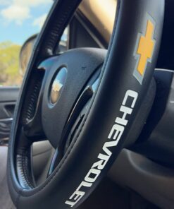 Plasticolor Chevy Gold Bowtie Style Premium Speed Grip Steering Wheel Cover 21 71UZEX2asL