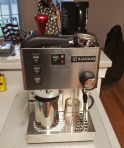 Rancilio Silvia Espresso Machinet,0.3 liters, with Iron Frame and Stainless Steel Side Panels, 11.4 by 13.4-Inch 30 71UnRXItRwL
