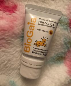 BioGaia Protectis Baby Probiotic Drops + Vitamin D | Reduces Colic, Gas & Spit-ups | Healthy Poops | Reduces Crying & Fussing & Promotes Digestive Comfort | Newborns, Babies & Infants | 0.34 oz 0.34 Fl Oz (Pack of 1) 31 71UovRDDzUL