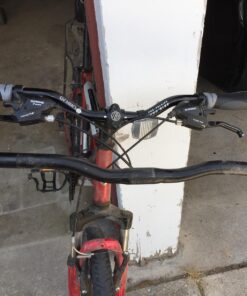 Schwinn Ergonomic Comfort Bike Grips, Fits Most Standard Bicycle Handlebars, Provide Extra Comfort and Improved Grip, Bike Parts and Accessories Black 48 71UpON7k3bL