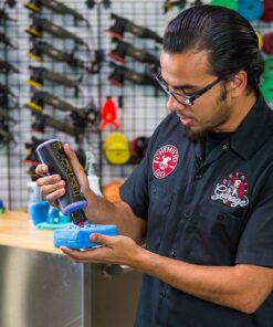 Chemical Guys GAP_619_16 Black Light Hybrid Radiant Finish, Glaze & Sealant, (Safe for Cars, Trucks, SUVs, & More) for Black and Dark Colored Cars, 16 fl oz 36 71V60uW94L