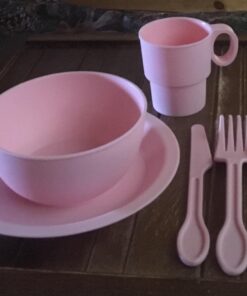 KidKraft 27-Piece Pastel Cookware Set, Plastic Dishes and Utensils for Play Kitchens, Gift for Ages 18 mo+ 45 71VDQ9tAwL