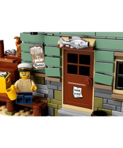 LEGO Ideas Old Fishing Store (21310) - Building Toy and Popular Gift for Fans of LEGO Sets and The Outdoors (2049 Pieces) 44 71VdTHTJmuL