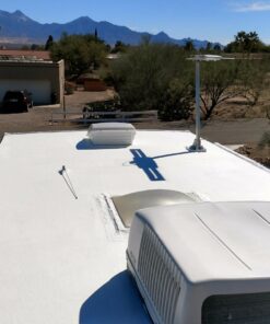 Rubberseal Liquid Rubber Waterproofing and Protective Coating - Roll On White (1 Gallon, White) 1 Gallon 29 71VlnrgaLYL