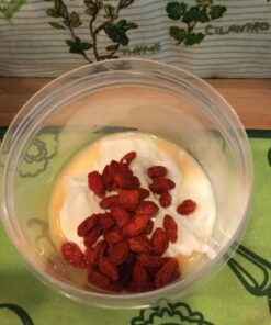 Healthworks Raw Goji Berries (32 Ounces / 2 Pound) | Certified Organic & Sun-Dried | Keto, Vegan & Non-GMO | Baking, Teas & Smoothies | Antioxidant Superfood 2 Pound (Pack of 1) 22 71VqdnEfa0L