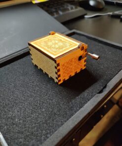 PhoenixAppeal Beautiful Hand Cranked Carved Wooden Music Box: Game of Thrones Unique Gift Present (Game of Thrones with Card, Wood) (Final Fantasy X: Return to Zanarkland) Final Fantasy X: Return to Zanarkland 20 71W3a dsISL