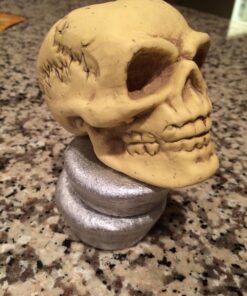 Fun Express Small Skulls for Halloween - Set of 3 - Use for Shrunken Heads and Scary Home Decor 33 71WRQbxP3JL