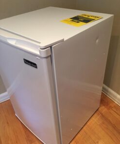 Magic Chef MCUF3W2 3 Cubic-Ft Upright Freezer White 21 71WTGDyTdL