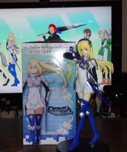 Furyu 7" Is It Wrong to Try to Pick Up Girls in a Dungeon?: Aiz Wallenstein Familia Myth Special Figure 11 71WUtTJOEYL