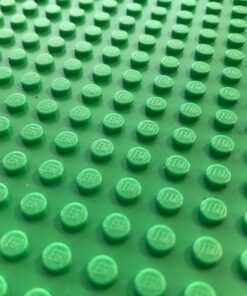 LEGO Classic Green Baseplate 2304 Supplement for Building, Playing, and Displaying Creations, 10in x 10in, Large Building Base Accessory for Kids and Adults (1 Piece) 47 71WyM8goSOL