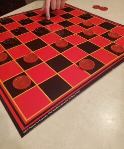 Pressman Checkers -- Classic Game With Folding Board and Interlocking Checkers, 2 Players 23 71X9PJFApTL