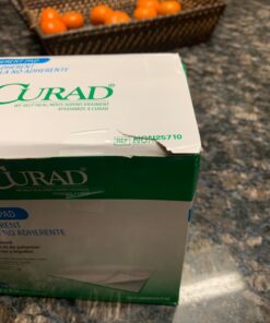 Curad Sterile Non-Adherent Pads (Pack of 100) for gentle wound dressing and absorption without sticking 15 71XIfpiowYL