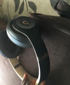 Beats Studio3 Wireless Noise Cancelling On-Ear Headphones - Apple W1 Headphone Chip, Class 1 Bluetooth, Active Noise Cancelling, 22 Hours of Listening Time - Shadow Gray (Previous Model) 32 71Y vkZqXML