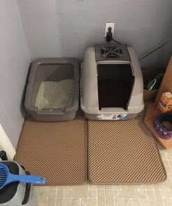 Blackhole Cat Litter Mat - Medium Square 23" X 21" - Blackhole Litter Mat® (Beige) Beige 23 71Y9Z1LiVfL