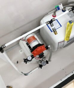 SeaFlo Marine Water Pump 12 V DC 60 PSI 5.5 GPM 2 Gallon Accumulator Tank System 9 71YAutd1GL