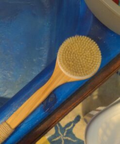 Chikoni Dry Bath Body Brush Back Scrubber with Anti-Slip Long Wooden Handle, 100% Natural Bristles Body Massager, Perfect for Exfoliating, Detox and Cellulite, Blood Circulation, Good for Health 35 71YJG7ZD aL