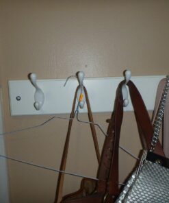 Liberty Hardware 129847 18-Inch Coat and Hat Rail/Rack with 4 Heavy Duty Hooks, White and White Flat White/White 29 71YaKop8UXL