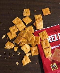 Cheez-It Cheese Crackers, Baked Snack Crackers, Lunch Snacks, Original (40 Packs) 1 Ounce (Pack of 40) 41 71YaTUwSzmL