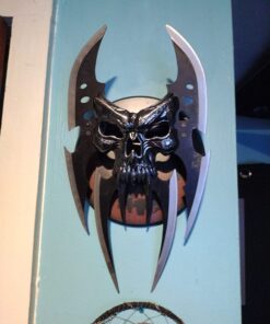 Masters Collection – Fantasy Claw Display Knife – Black and Satin Finish Stainless Steel Blades, Cast Metal Skull, Includes Wood Display Stand, Collectible, Self Defense – MC-2091, 13-Inch 31 71Yu9MQsbVL