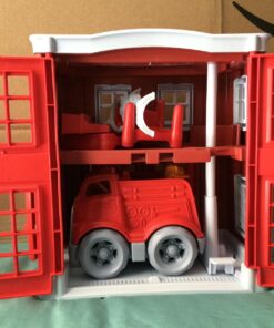 Green Toys Fire Station Playset - 8 Piece Pretend Play, Motor Skills, Language & Communication Kids Role Play Toy. No BPA, phthalates, PVC. Dishwasher Safe, Recycled Plastic, Made in USA. 20 71Z9fHGjFeL