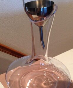 Le Chateau Red Wine Decanter - Hand Blown, Lead-Free Crystal Glass Decanter and Wine Aerator - Full Bottle (750ml) Wine Decanters and Carafes - Elegant Wine Carafe, Wine Gifts and Wine Accessories 22 71ZS2zsRN4L