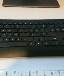 Microsoft Wireless Desktop 900 - Black. Wireless Keyboard and Mouse Combo. Right/Left Hand Use Mouse. USB Connectivity 53 71a oeBhgVL