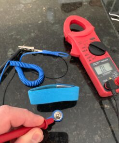 Anti Static Wrist Straps - 3 Pack - Reusable Anti-Static Wrist Straps equipped with Grounding Wire and Alligator Clip - Enables you to Ground Yourself while working on Sensitive Electronics 2x Black + 1x Blue 34 71aDEyM0kyL