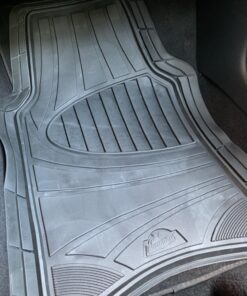 Armor All® 4-Piece Rubber Floor Mats, All-Weather Protection, Universal, Trim to Fit Front, Back, Full Coverage Custom Fit Mats for Cars, Trucks, SUVs - (Black) 4-Piece Black Rubber Floor Mats 52 71adWIjO5hL