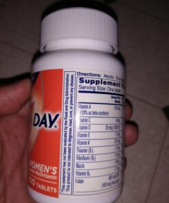 One A Day Women’s Multivitamin, Supplement with Vitamin A, Vitamin C, Vitamin D, Vitamin E and Zinc for Immune Health Support, B12, Biotin, Calcium & More, Tablet, 100 count 51 71an2jt7 L