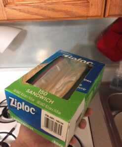 Ziploc 71135 Sandwich Bags, Pack of 150, 6.5 x 5.875-Inch (16.5 cm x 14.9 cm) 20 71b0JIg8ceL