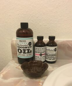 Fractionated Coconut Oil Premium Therapeutic Grade 16 Ounce Liquid Carrier Oil for Aromatherapy Relaxing Massage and Diluting Essential Oils with Pump and eBook 32 71b1m6I720L