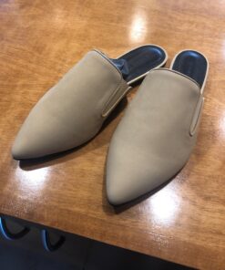 Cadillac Select Premium Water Repellent & Stain Protector Waterproofing Spray Great for use on Suede Shoes, Sheepskin, Nubuck, and Leather Non-aerosol 21 71bIBnOKMfL