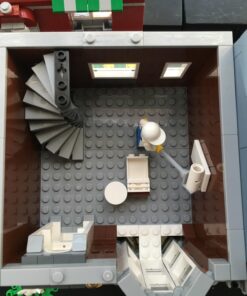 LEGO 10218 Creator Pet Shop 42 71bW4rjS3vL