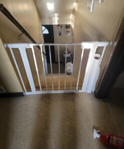 Safety 1st Easy Install 36" Extra Tall & Wide Gate, Fits Between 29'"And 47" 1 Count (Pack of 1) Extra Tall and Wide White 34 71c83IReNSL