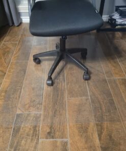 Ilyapa Office Chair Mat for Hard Floors 36" x 48" Heavy Duty Clear, PVC Chair Mat for Hardwood and Tile Floors, Protective Floor Mat for Home or Office 36 x 48 inches 32 71cAJIVPe6L