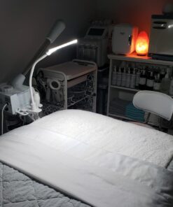 Brightech LightView Flex Magnifying Desk Lamp, 1.75X Light Magnifier, Adjustable Magnifying Glass with Light for Crafts, Reading, Close Work White 57 71cAVeUhBKL