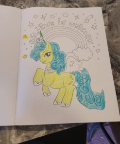 Unicorn Coloring Book: For Kids Ages 4-8 (US Edition) (Silly Bear Coloring Books) 21 71cHi3VD0iL