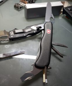 Victorinox Swiss Army One-Hand Trekker Multi-Tool Pocket Knife Black 31 71cNIlH6j4L